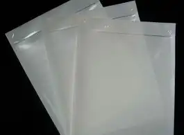 Saco plástico branco leitoso