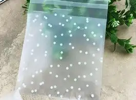 Saco plástico transparente para presente